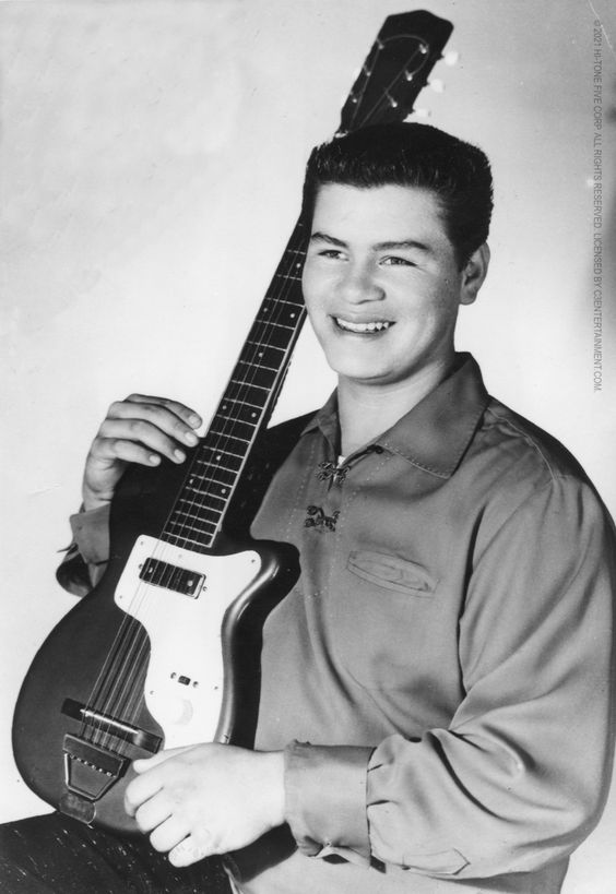 Ritchie Valens - Boney Maronie