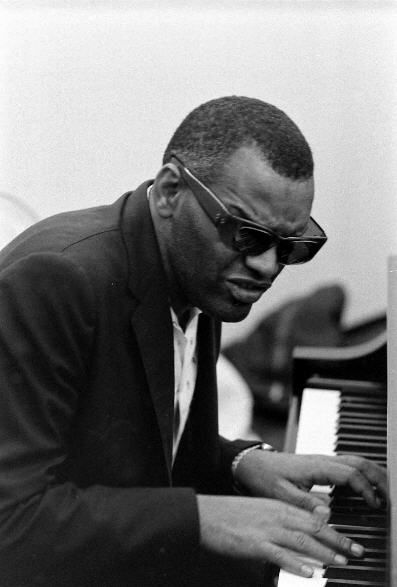 Ray Charles - I got a woman