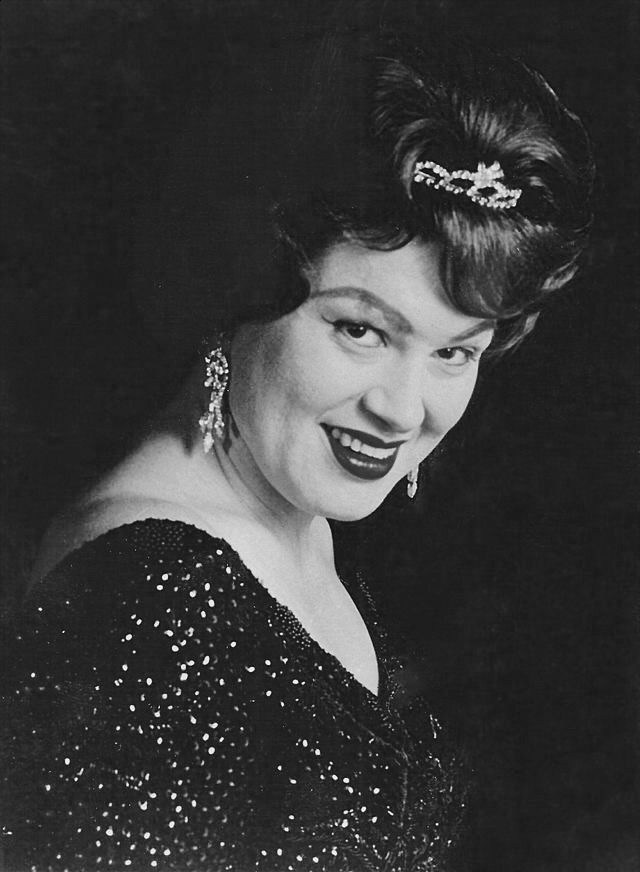 Patsy Cline - Just A Closer Walk With Thee (1959).