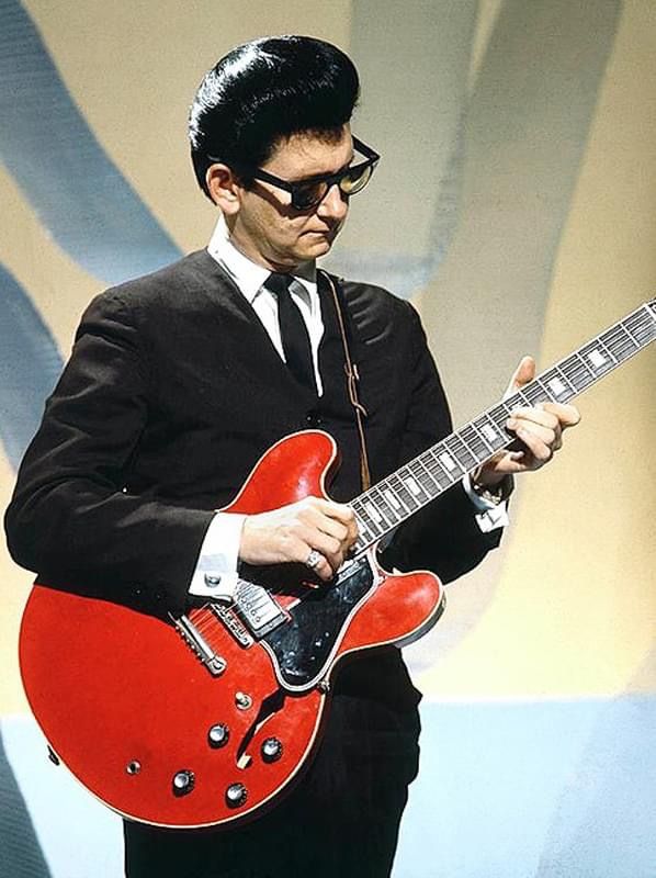 Roy Orbison - She's a Mystery to Me