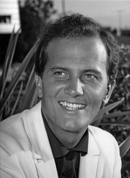 1956 HITS ARCHIVE: Chains Of Love - Pat Boone