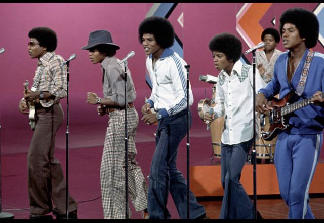 Shake Your Feathers with ‘Rockin’ Robin’ by The Jackson 5 (1972)