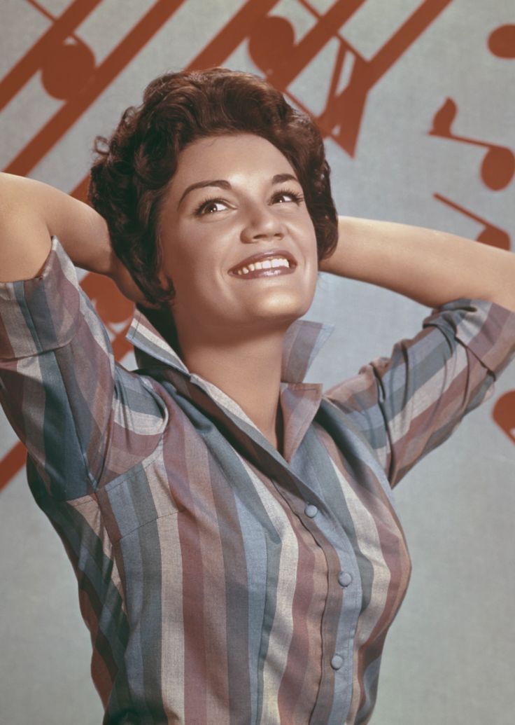 Connie Francis – “V-A-C-A-T-I-O-N”
