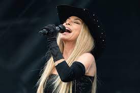 Shania Twain – Man! I Feel Like a Woman!