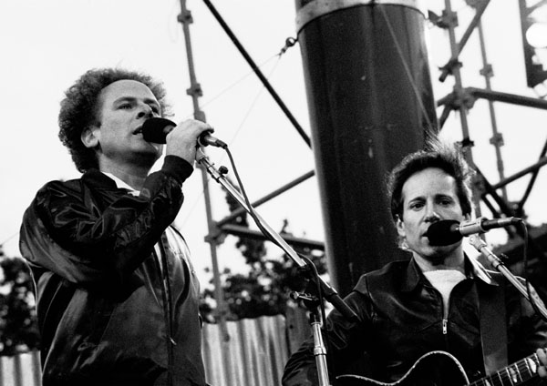 Simon & Garfunkel – Mrs. Robinson
